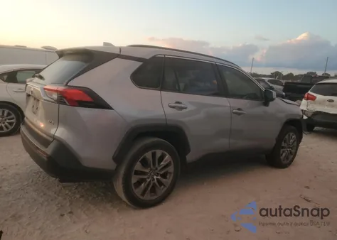 2019 Toyota Rav4 Xle Premium from USA, damaged, VIN JTMC1RFV6KD036174